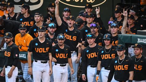 How To Watch Texas Aandm Vs Tennessee In Mens College World Series Nbc Bay Area