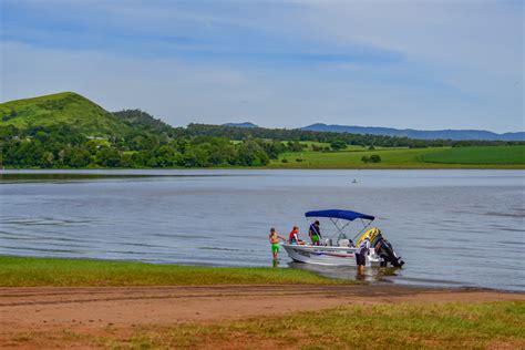 Lake Tinaroo dam levels now at 100% capacity February 2019