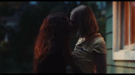 Euphoria 2x03 ｜ Kissing Scenes ｜ Rue And Jules Zendaya And Hunter