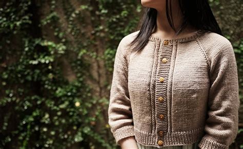 Ravelry Timeless Classic Cardi Pattern By Elly Coa