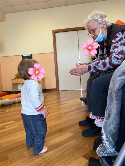 Carnevale Con I Bimbi Dell Asilo La Tana Del Lupo Centro Servizi