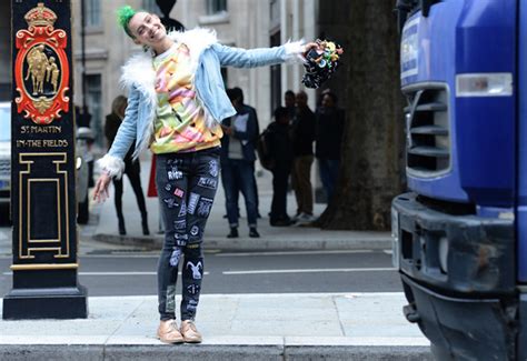 Những hot item của street style Tuần lễ thời trang London