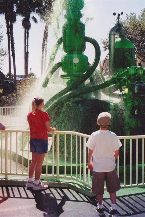 Nickelodeon Studios, Orlando FL, 2000(ish) | Nickelodeon 90s, Universal ...