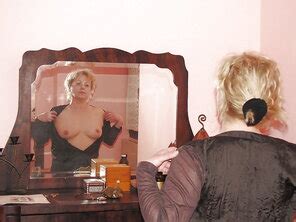 Album Amateur Wives In The Mirror From The Web Porn Pic