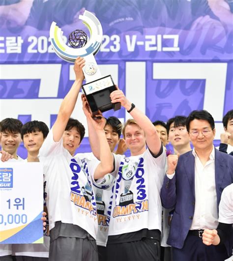 ‘정규리그 1위 확정 대한항공 Kb손해보험에 30 승리로 챔피언결정전 직행 스포츠타임스