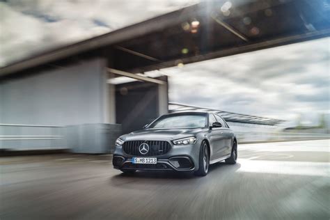 2023 Mercedes-AMG S63 E Performance Tops 1,000 Pound-Feet of Torque - CNET