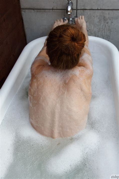 Petite Redhead Wendy Patton Strips Fully Naked And Takes A Bubble Bath CoedCherry
