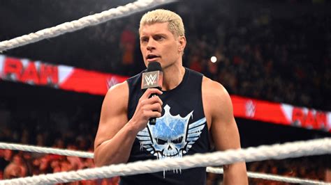 Cody Rhodes D Voile Sa Tenue Pour Wwe Survivor Series Wargames