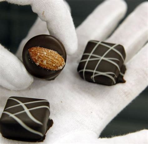 Halloren: Diese Schokokugeln setzen kein Moos an - Bilder & Fotos - WELT