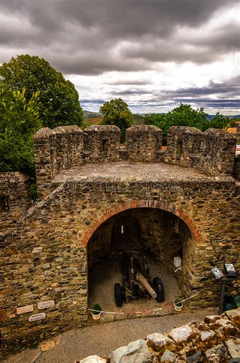 Braganca Es Un Destino Tur Stico Portugu S Famoso Por Los Terraplenes