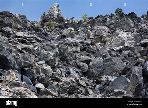 Big Obsidian Flow Newberry National Volcanic Monument In Oregon Stock