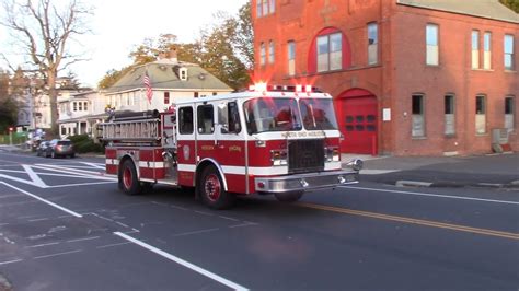 Meriden Fire Department Engine 3 Spare Responding With Q2b Youtube