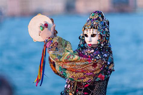 Der Karneval In Venedig Informationen Fotos Maske Und Kost M