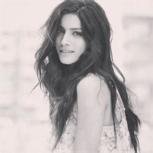 Sapna Pabbi Hot Pics Collection Aznude