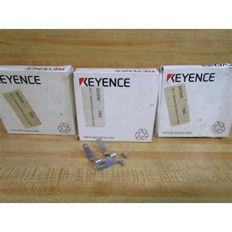 Keyence AP B04 Slanted Mounting Bracket APB04 Pack Of 3 Mara Industrial