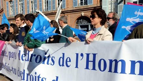 Manif Pour Tous Et Contre Manif à Toulouse Ce Mardi Ladepechefr