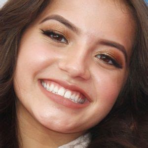 Avril Lavigne Makeup Charcoal Eyeshadow Orange Eyeshadow Nude Lipstick Steal Her Style