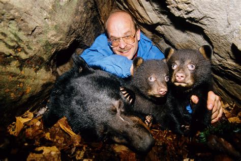 Gary Alt Pennsylvania Bear Whisperer — 52 Week Season