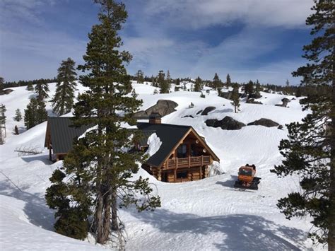 Lake Tahoes Hideout Lodge Opens With Heli Assisted Skiing