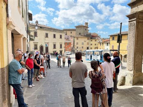 Riqualificazione Di Piazza Ghiberti A Pelago Sieveonline Network Tm