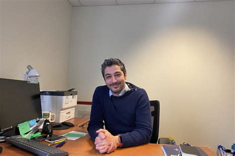 Karim Lounassi Est Le Nouveau Directeur Du Centre Social De Songeons