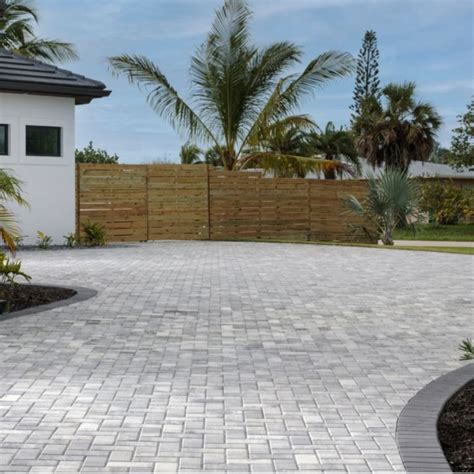 Belgard Holland Stone Paver Georgia Blend Mm Sq Siteone