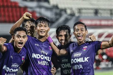 Preview Dan Link Live Streaming Persita Tangerang Vs Persipura Jayapura