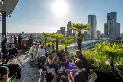 Rooftop Bars In Berlin K Hle Drinks Auf Den D Chern Berlins