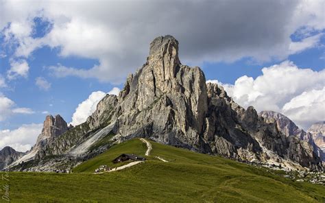 Nuvolau Mountain Belluno Italy Full Hd Wallpaper And Background