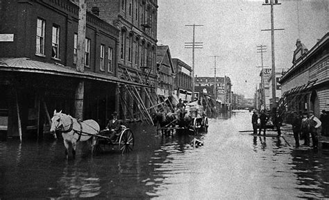 When Old Portland Flooded People Just Raised The Sidewalks Downtown Portland Oregon Portland