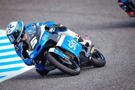 Moto Prima Pole Della Carriera A Jerez Per Bulega Moto