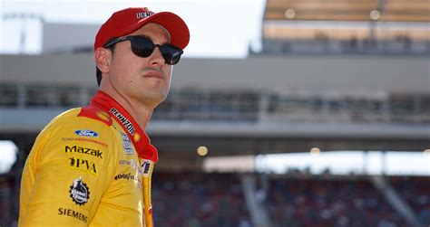 Joey Logano to continue champion's journal tradition | NASCAR