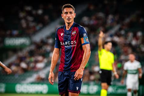 Pablo Martínez alcanza los 100 partidos con el Levante UD | Levante UD