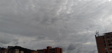 Prevén cielos parcialmente nublados y precipitaciones dispersas este 12 Oct