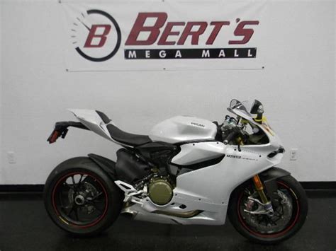 Buy 2012 Ducati Streetfighter S Standard On 2040 Motos