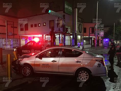 Ignora Alto Y Provoca Accidente En Centro De Monterrey