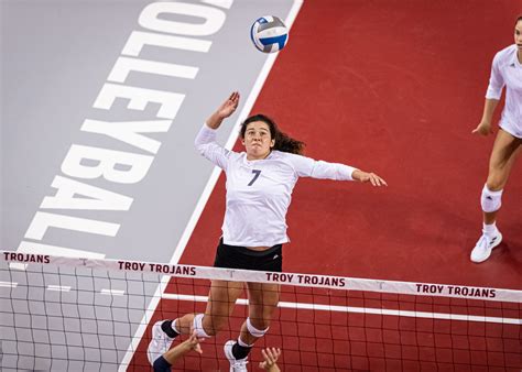 Julia Brooks - Volleyball - Troy University Athletics