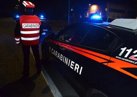 Bomporto Barista Non Gli Serve Da Bere E E Viene Minacciato Con Un