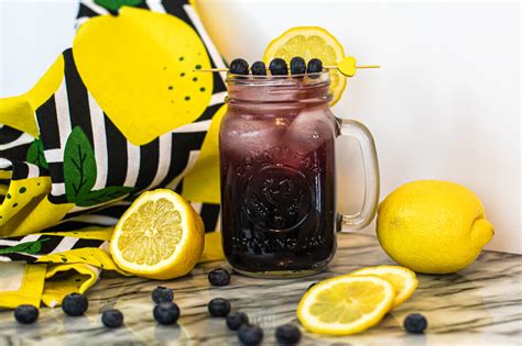 Amazing Blueberry Lemonade Spritzer Cocktail Aspiring Winos