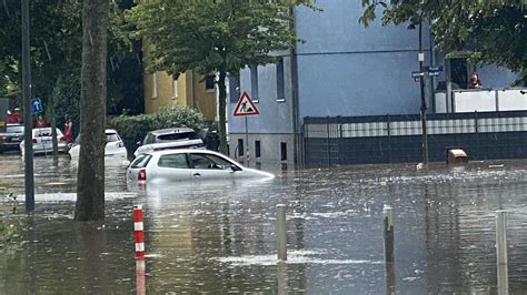 Dortmund Nach Unwetter Im Chaos Feuerwehr Gelingt Dramatische Rettung