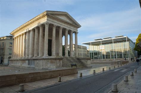 The Carré dart in Nîmes Turns Gazette Drouot