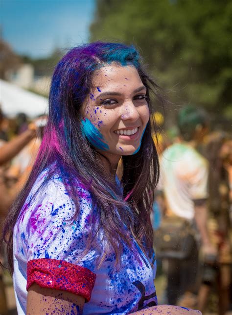 Beautiful Girl Holi Images Hot Girls Playing Holi Happy Holi Photo