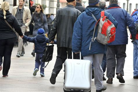 PORAZNI PODACI Hrvatska u deset godina izgubila 200 tisuća ljudi Novi