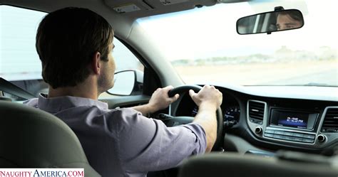 Sb Curvaceous Blonde Savannah Bond