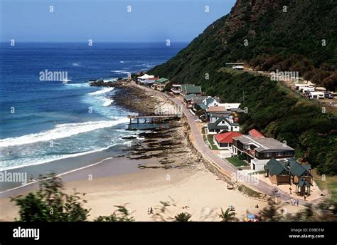 (dpa files) - A view over the sea resort Victoria Bay, South Africa ...