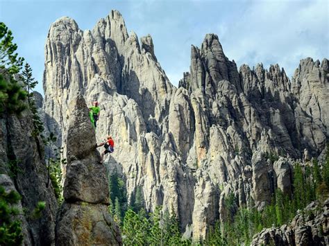 14 Facts About South Dakotas Black Hills And Badlands Travel South Dakota