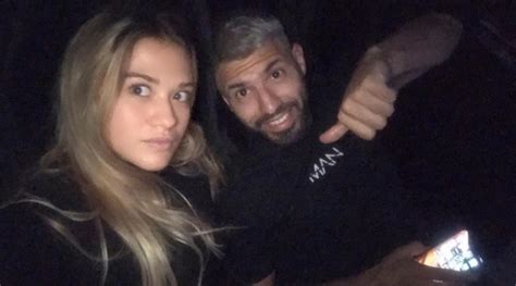 Las Fotos Del Kun Agüero Con Su Nueva Novia En Inglaterra