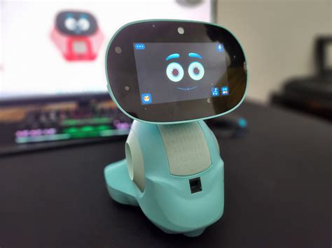 Review: Miko 3 Personal AI Robot – Gadget Voize