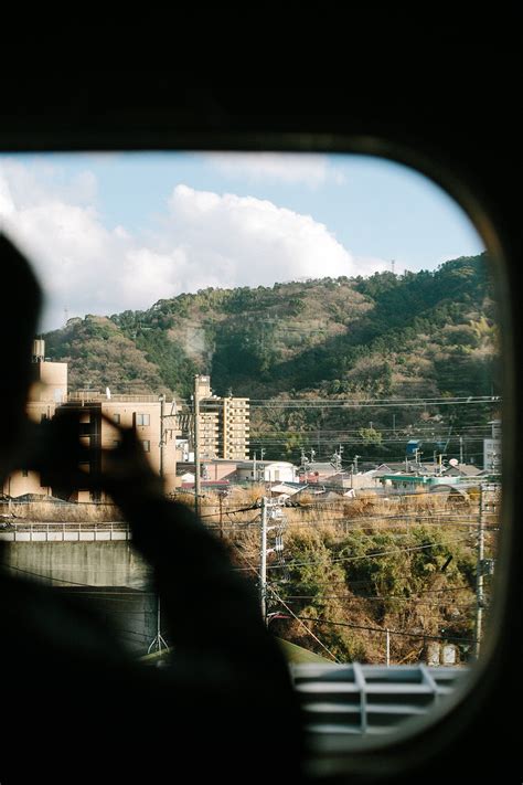 Bullet Train from Tokyo to Osaka - Entouriste