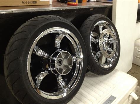 18" Chrome Anarchy wheels,tires and rotors - Harley Davidson Forums